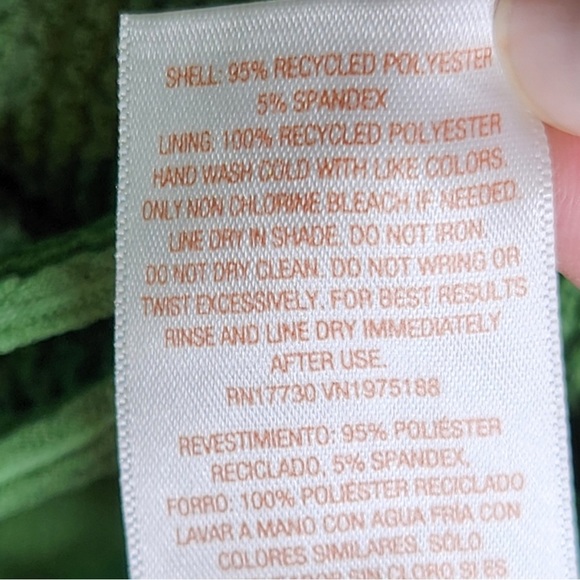 Shade & Shore - Women's Pucker Textured Medium Coverage One Piece Green M - Picture 9 of 9